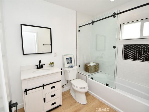 935 E Fairview Boulevard, Inglewood CA 90302