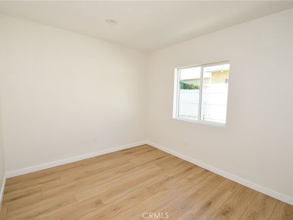 935 E Fairview Boulevard, Inglewood CA 90302