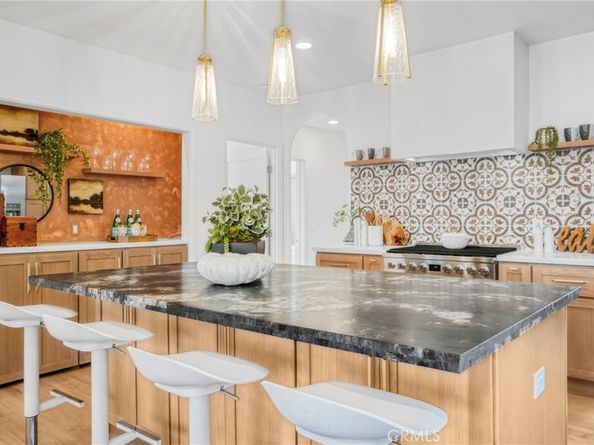 6325 Long, Los Angeles CA 90043