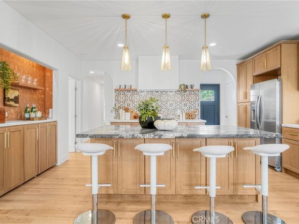 6325 Long, Los Angeles CA 90043