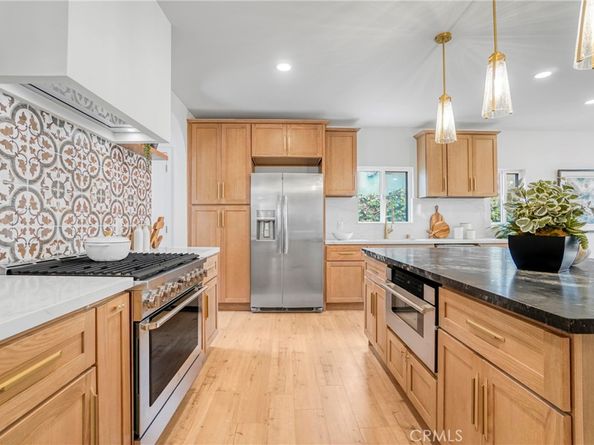 6325 Long, Los Angeles CA 90043