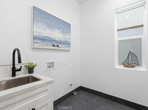 617 N Irena Avenue A, Redondo Beach CA 90277