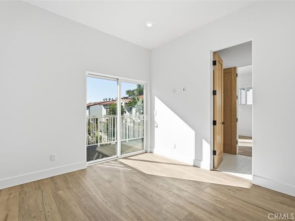 617 N Irena Avenue C, Redondo Beach CA 90277