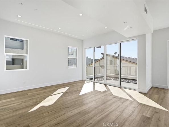 617 N Irena Avenue C, Redondo Beach CA 90277
