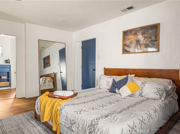 2186 Lime Avenue, Long Beach CA 90806