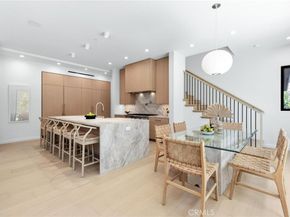 2206 Gates Avenue A, Redondo Beach CA 90278
