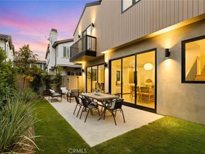 2206 Gates Avenue A, Redondo Beach CA 90278