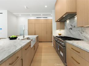 2206 Gates Avenue A, Redondo Beach CA 90278
