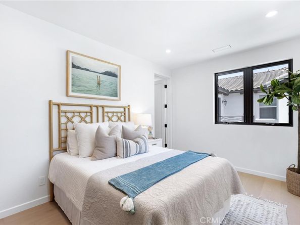 2206 Gates Avenue A, Redondo Beach CA 90278