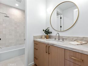 2206 Gates Avenue A, Redondo Beach CA 90278