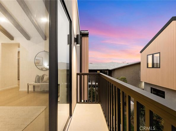 2206 Gates Avenue A, Redondo Beach CA 90278