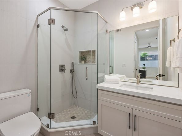 2405 Mathews Avenue C, Redondo Beach CA 90278