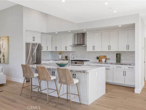 2405 Mathews Avenue C, Redondo Beach CA 90278