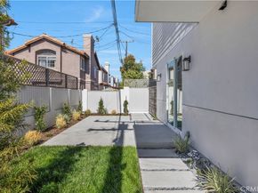 2405 Mathews Avenue C, Redondo Beach CA 90278