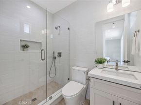 2405 Mathews Avenue C, Redondo Beach CA 90278