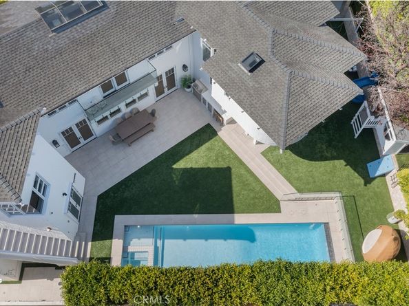 2104 Flournoy Road, Manhattan Beach CA 90266