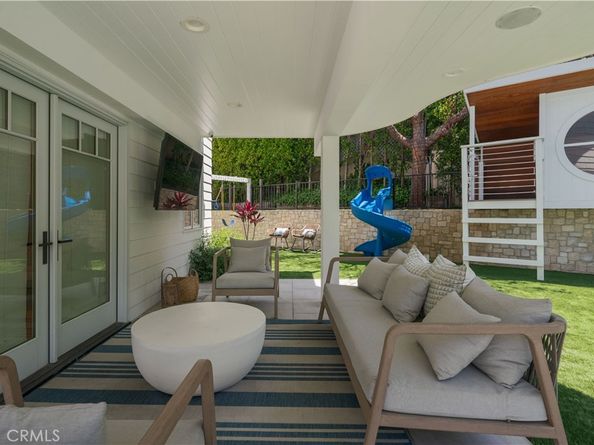 2104 Flournoy Road, Manhattan Beach CA 90266