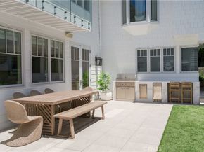 2104 Flournoy Road, Manhattan Beach CA 90266