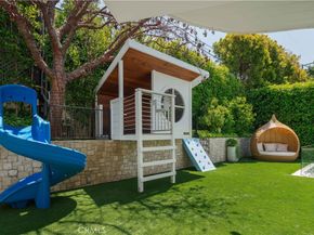 2104 Flournoy Road, Manhattan Beach CA 90266