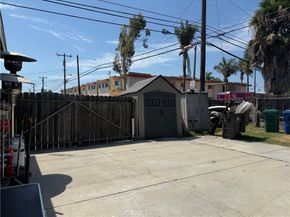 4703 N Bellflower Boulevard, Long Beach CA 90808