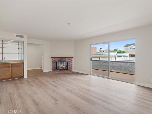 2609 Vanderbilt Lane 4, Redondo Beach CA 90278