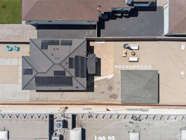 4813 W 130th Street, Hawthorne CA 90250