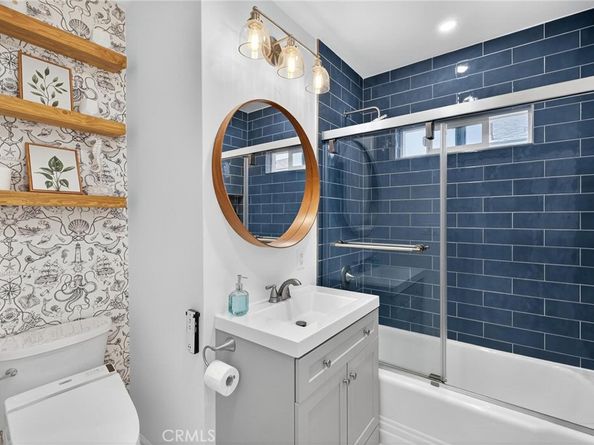 4813 W 130th Street, Hawthorne CA 90250