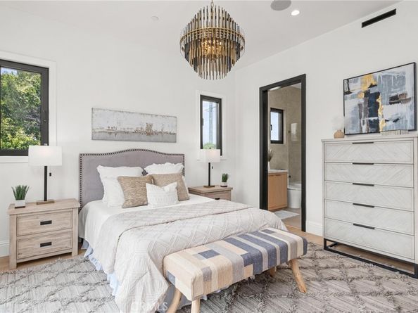 3609 Oak Avenue, Manhattan Beach CA 90266