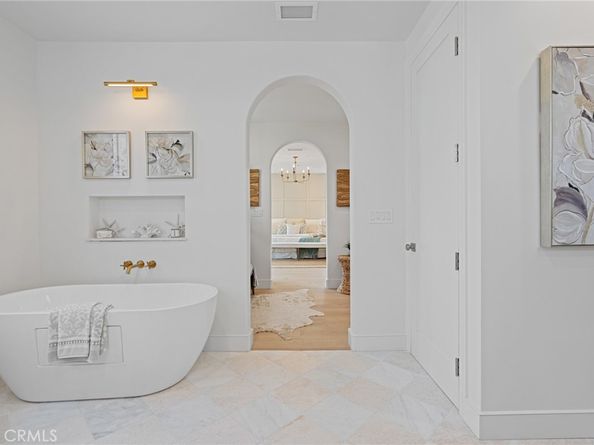 1509 Chestnut Avenue, Manhattan Beach CA 90266