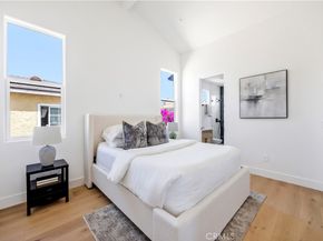 2102 Marshallfield Lane B, Redondo Beach CA 90278