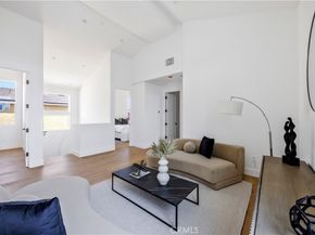 2102 Marshallfield Lane B, Redondo Beach CA 90278