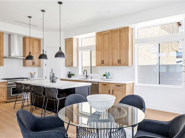 2102 Marshallfield Lane B, Redondo Beach CA 90278