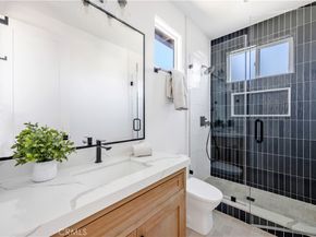 2102 Marshallfield Lane B, Redondo Beach CA 90278