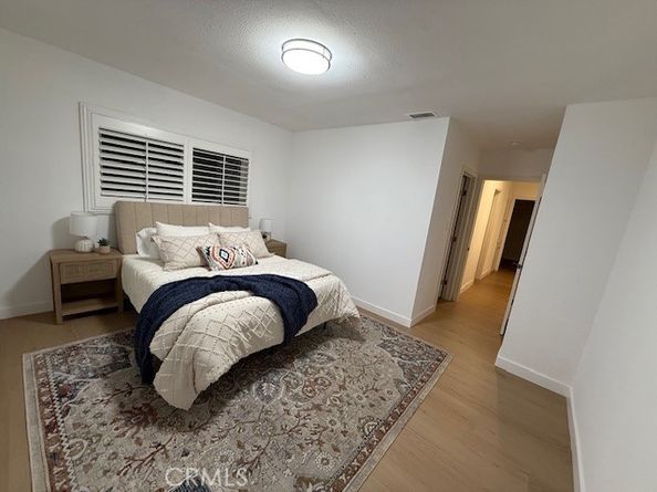 2690 Senasac Avenue, Long Beach CA 90815