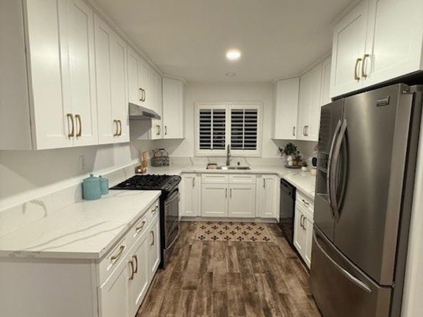 2690 Senasac Avenue, Long Beach CA 90815