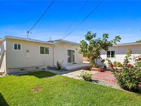 2690 Senasac Avenue, Long Beach CA 90815