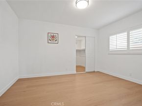 2690 Senasac Avenue, Long Beach CA 90815
