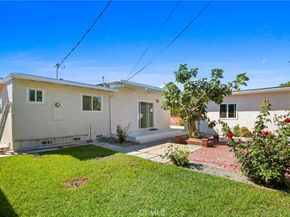 2690 Senasac Avenue, Long Beach CA 90815