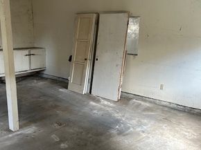 727 E Palm, Burbank CA 91501
