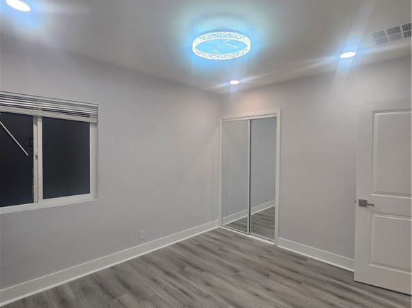 6251 Lemona, Van Nuys CA 91411