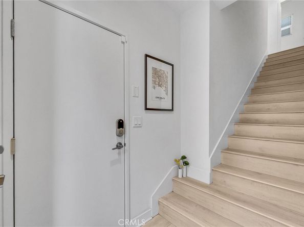 200 Alamo Court, Long Beach CA 90802