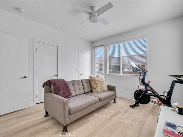 200 Alamo Court, Long Beach CA 90802