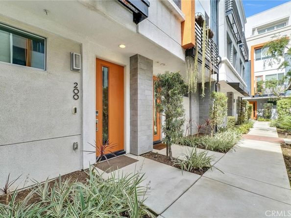 200 Alamo Court, Long Beach CA 90802