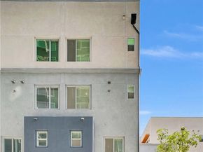 200 Alamo Court, Long Beach CA 90802