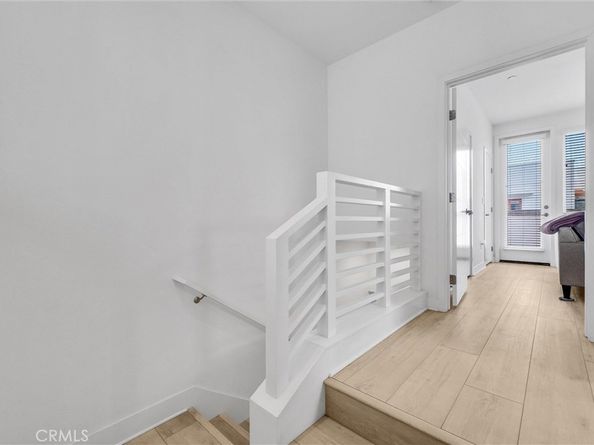 200 Alamo Court, Long Beach CA 90802