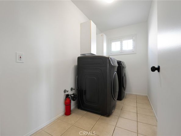 164 Granada Avenue, Long Beach CA 90803