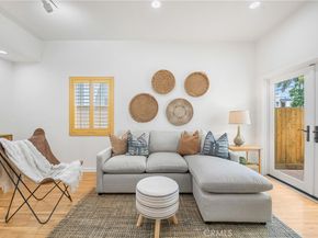 164 Granada Avenue, Long Beach CA 90803