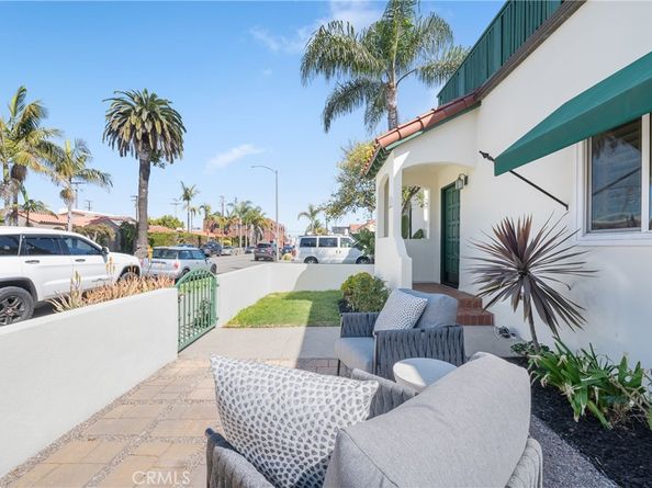 164 Granada Avenue, Long Beach CA 90803