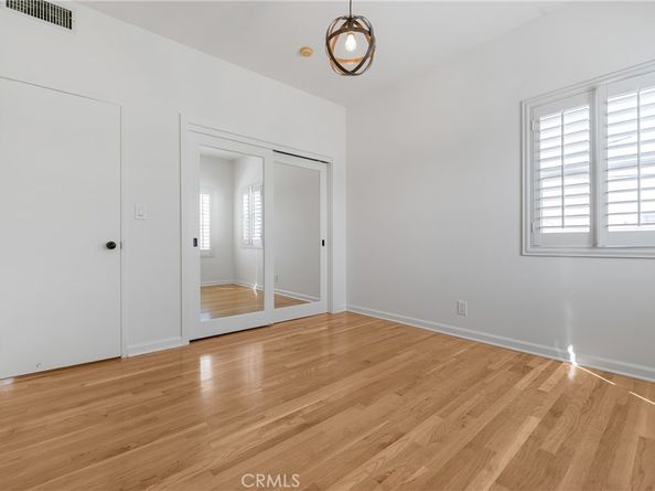 164 Granada Avenue, Long Beach CA 90803