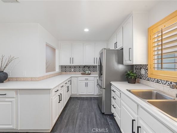 164 Granada Avenue, Long Beach CA 90803